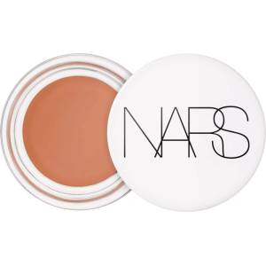 NARS Light Reflecting EYE BRIGHTENER озаряващ коректор за околоочната област цвят MAGIC HOUR 6 гр