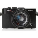 Sony FDR-AX1