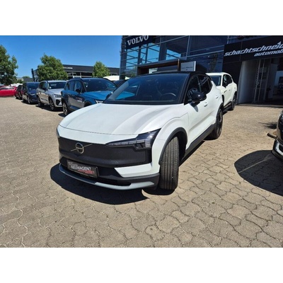 Volvo EX30 Twin Motor Cross Country Ultra AWD 315 kW