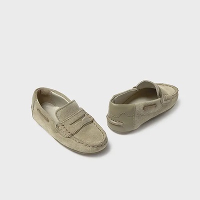 Mayoral Мокасини от естествена кожа в светло бежов цвят за бебе момче Майорал