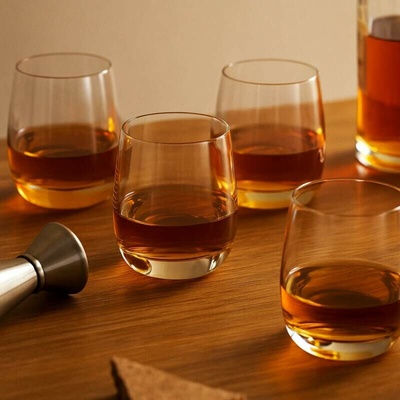 Broste AMBER Sklenice na panáky hnědá 40 ml