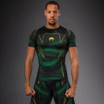 Venum - Боксова Екипировка | Официален Вносител за България Рашгард Venum Matupa Short Sleeve Rashguard - Black/Green/Gold - L