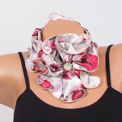 Фишу-цвете с флорални мотиви във виолетово червено