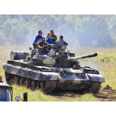Jízda v obrněném bojovém tanku T-55