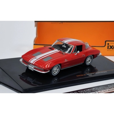 Ixo Models Chevrolet Corvette StinŠedá 1963 Červená 1:43