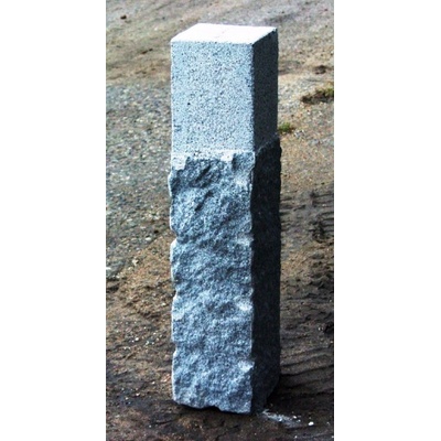 Žulový mezník M1