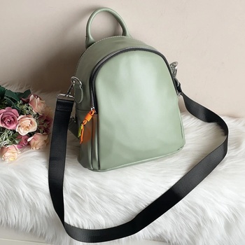 Image 1 of Зелена Дамска Чанта Раница - Модел 8812