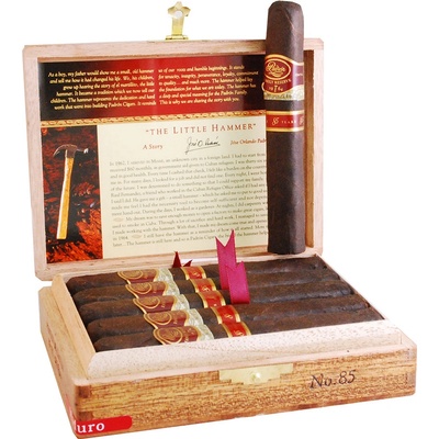 Padrón Family Reserve No.85 Maduro
