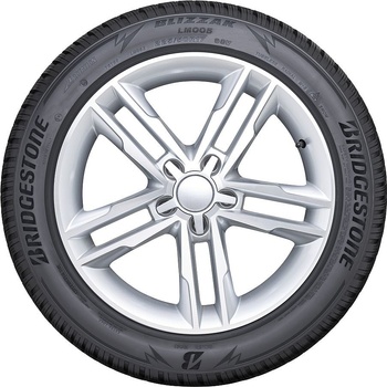 Bridgestone Blizzak LM005 235/55 R17 103V