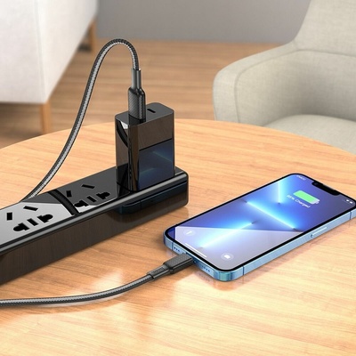 Hoco X69 USB A na Lightning 2,4A 1m černý bílý