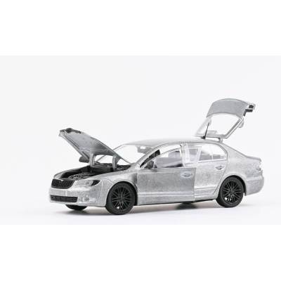 Abrex Škoda Superb II 2008 T1 1:24