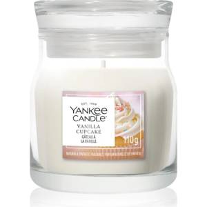 Yankee Candle Vanilla Cupcake ароматна свещ Signature 110 гр