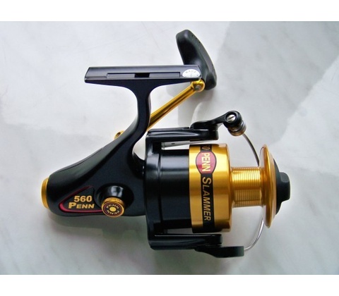 PENN Slammer 560