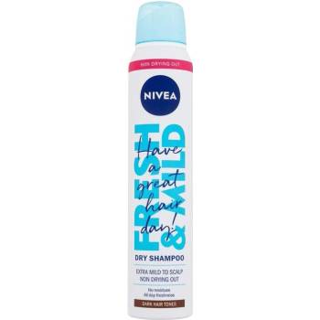 Nivea Fresh Revive Dark Tones suchý šampón pre objem 200 ml