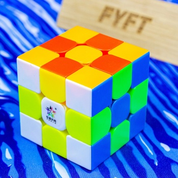 Rubikova kocka 3x3 Malá mágia YuXin Stickerless