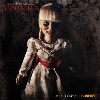Mezco The Conjuring Annabelle 46 cm