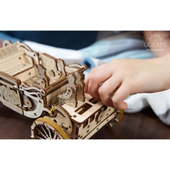 Ugears 3D puzzle Kráľovský svadobný koč Megan a Harry 290 ks