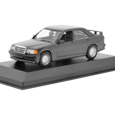 Minichamps MAXICHAMPS Mercedes-Benz 190E 1984 1:43