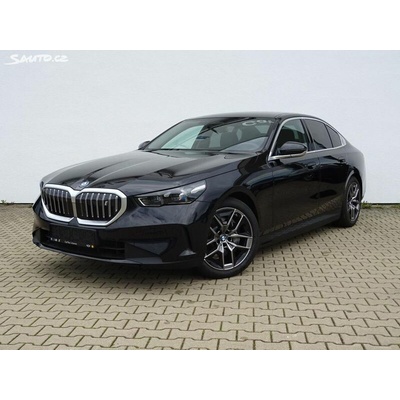 BMW i5 xDrive40 250 kW
