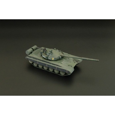 Brengun T-72M resin consrtruction kit of soviet MBT 1:144