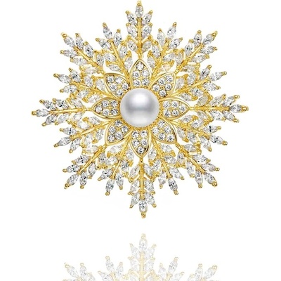 Éternelle brož s perlou a zirkony Emma sněhová vločka B2114/AL zlatá