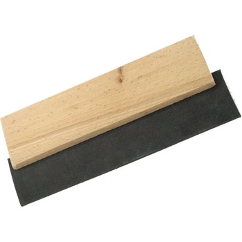 Stierka gumová drevená rukoväť