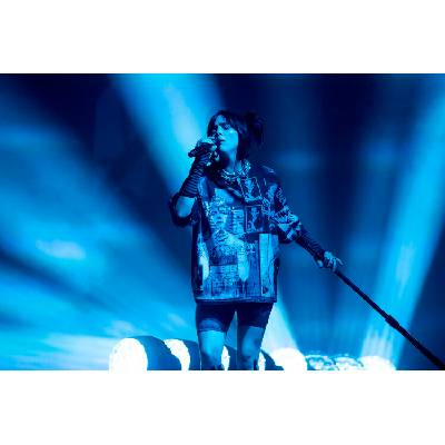 Matthew Baker Plagát, Obraz - Billie Eilish, Glastonbury Festival 2022, 40 × 26.7 cm