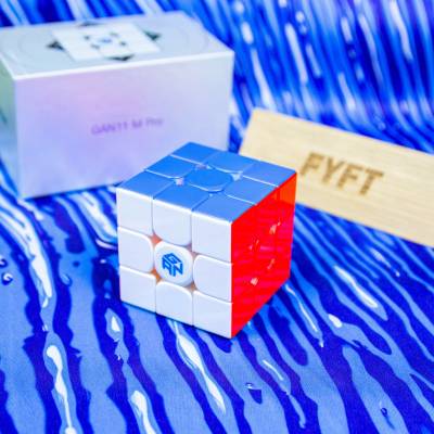 Gans puzzle Gan 11 M Pre UV Coated Limited