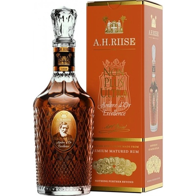 A.H. Riise Non Plus Ultra Ambre d'Or Excellence 42% 0,7 l (kazeta)