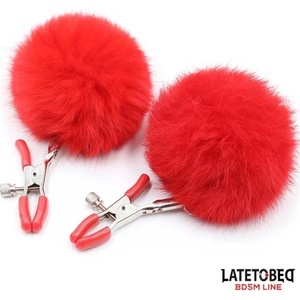 Latetobed Щипки за зърна с пухкави червени топчета Fur Clamps