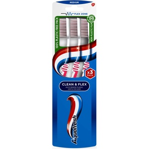 Aquafresh Четка за зъби Clean & Flex, Trio pack