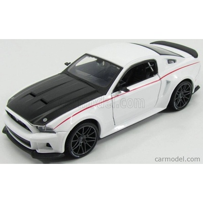 Maisto Ford Mustang Street Racer 2014 bílá 1:24