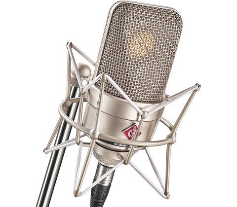 Neumann TLM 49