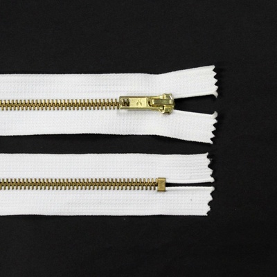 Kovový zip no.5 nerozepínací 18cm jeansový - více barev Barva: 03 bílá