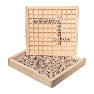 Small Foot Dřevěná hra Scrabble