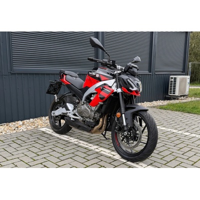Aprilia Tuono 457 2025 Piranha Red Demo