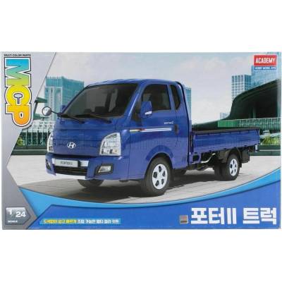 ACADEMY HYUNDAI PORTER CARGO TRUCK 1981 1:24