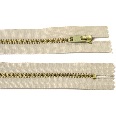 Kovový zip no.3 nerozepínací 16cm béžový (zlaté zoubky)