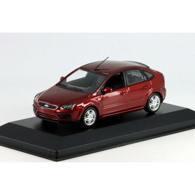 MAXICHAMPS Minichamps Ford Focus 2004 vínová 1:43