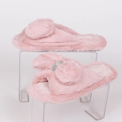 Дамски пухкави пантофи в розово с панделка