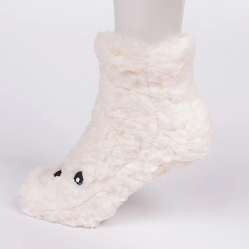 Детски пухкави чорапи в бяло с муцунка на мече