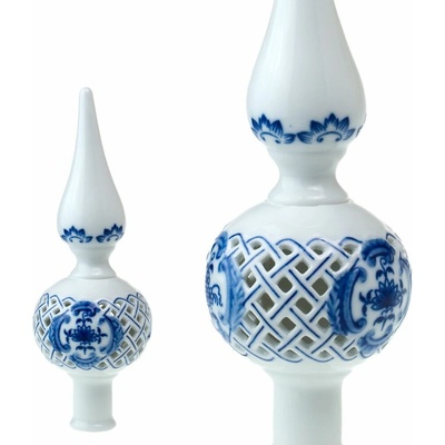 Český porcelán Cibulák Špička vánoční prolamovaná prům. 7,5 cm; v. 22 cm