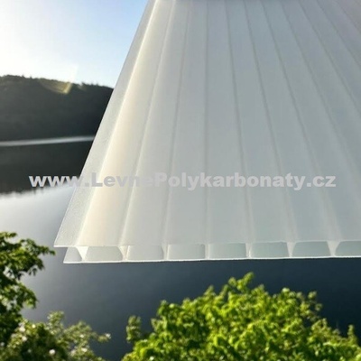 Lexan Komůrkový polykarbonát 10 mm 2UV 2/10 2,1 m x 6 m opál 1 ks