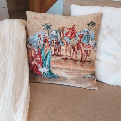 Evenit Gobelínová vianočná 045V Traja Králi so zlatým leskom natura Bavlna/PES 45 x 45 cm