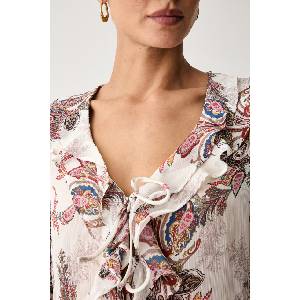 GUESS блуза с волани дамска EMY (W6YH30.W2951) - answear - 205,34 лв