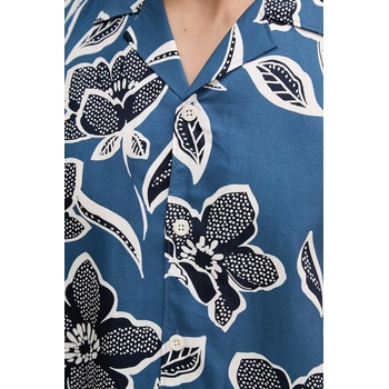 Lindbergh Риза Lindbergh (30.203707)