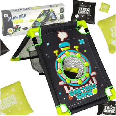 Řemeslná hra s házením pytlíků na cíl