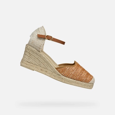 Light brown women's Geox Gelsa Low