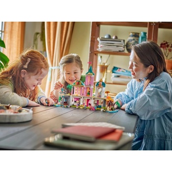 Image 1 of LEGO® Disney Princess™ - Princess Castle & Royal Pets (43267)