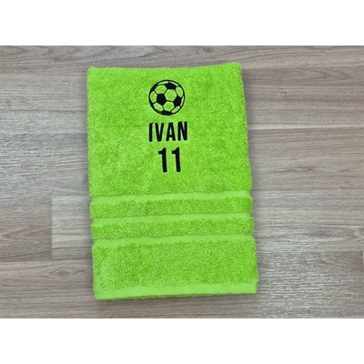 Povlečení Plus ručník se jménem pistáciový 50 x 100 cm fotbalový míč a Ivan 11